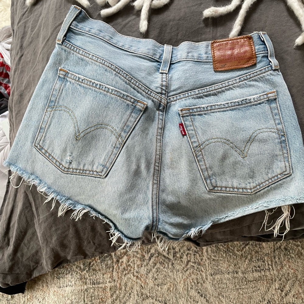 Levi’s 501 shorts (size 25)